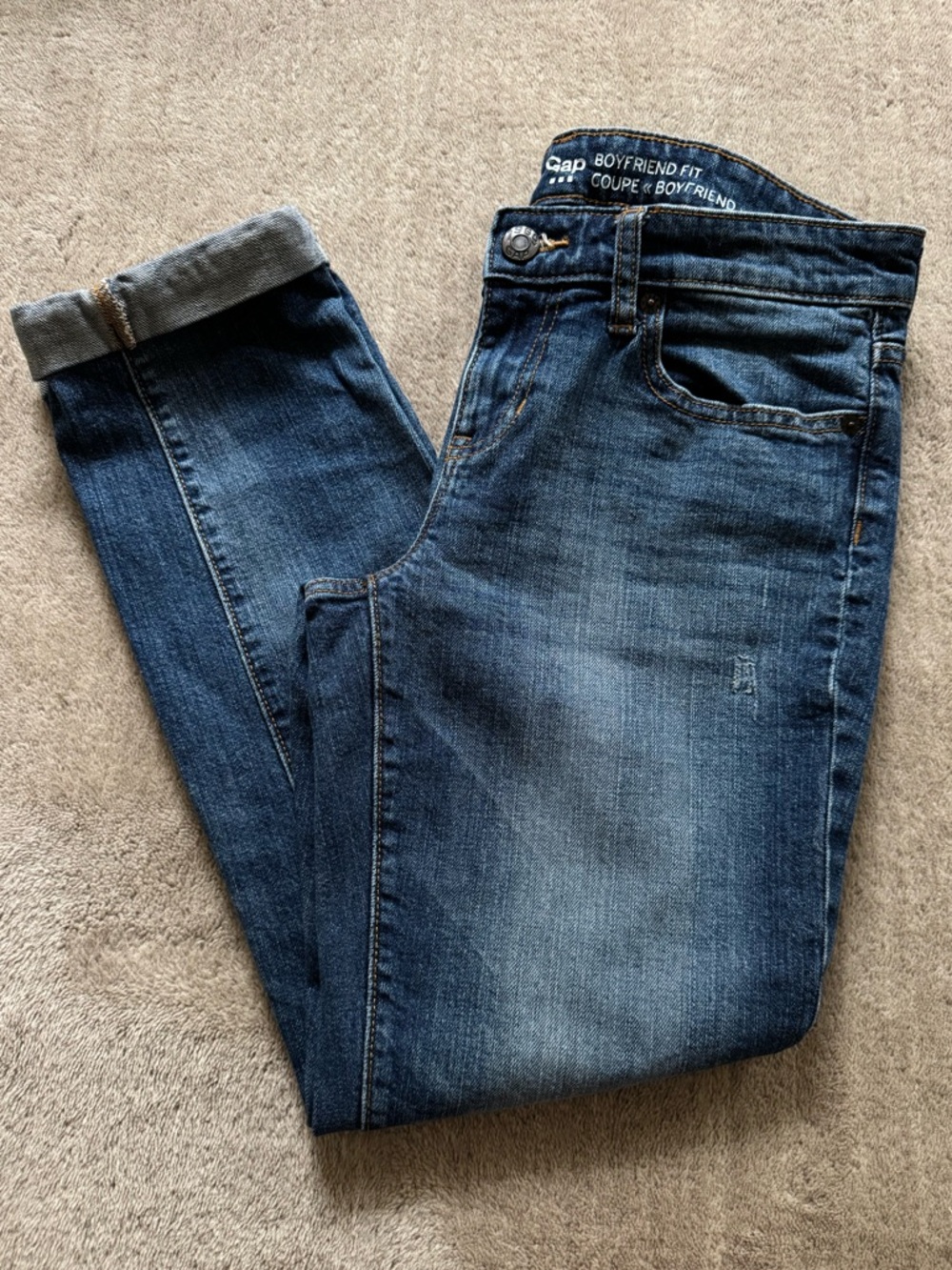 GAP Boyfriend Fit Coupe Jeans
